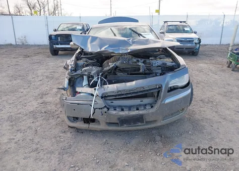 2011 Chrysler 300C Awd from USA, damaged, VIN 2C3CK6CT7BH612022